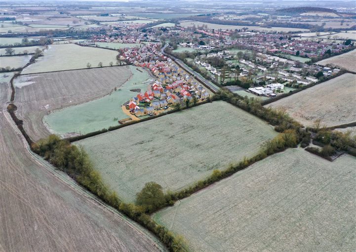 Land South Of Blackthorn Road, Ambrosden